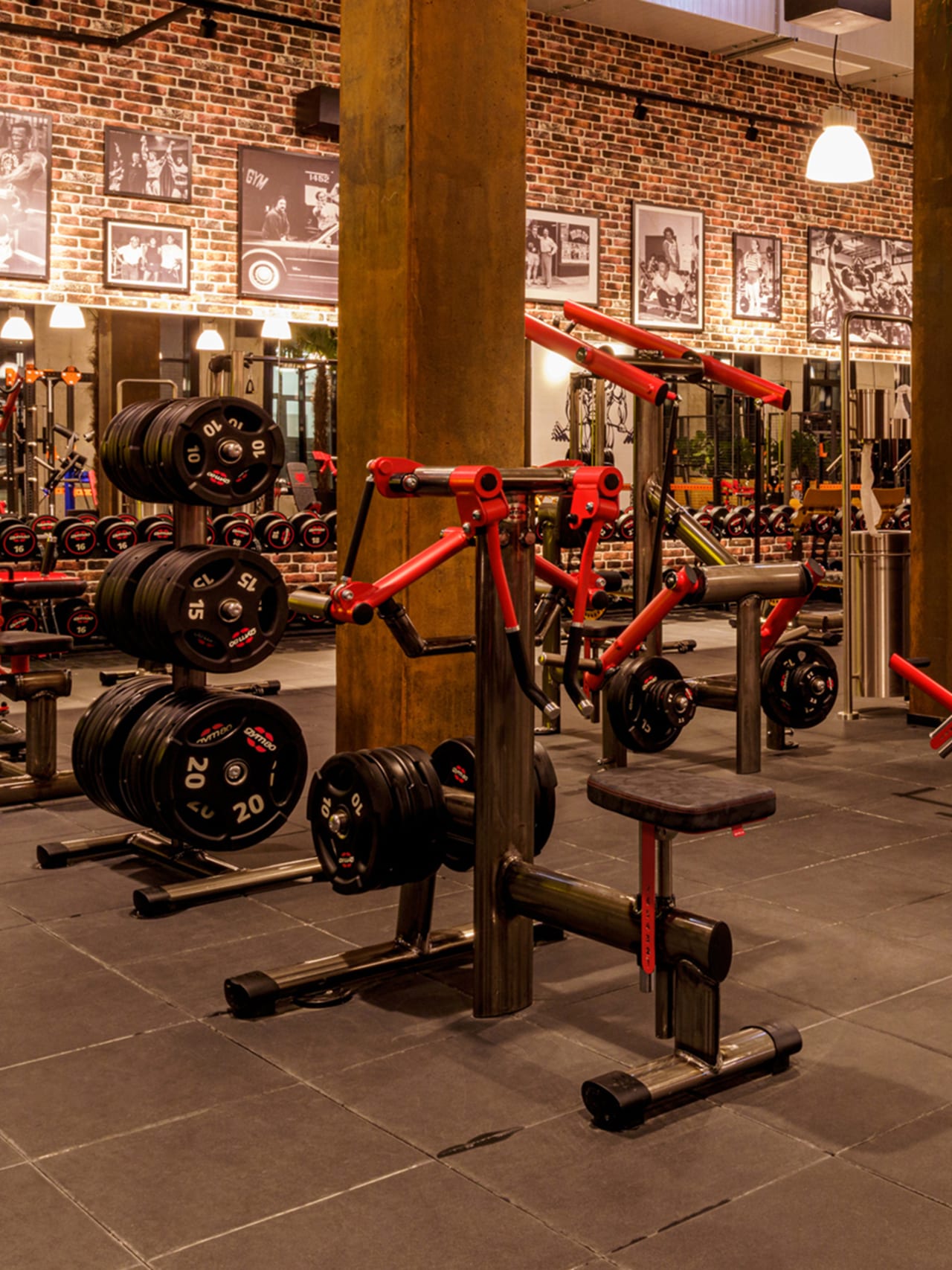 Gold's Gym Fitnessstudio