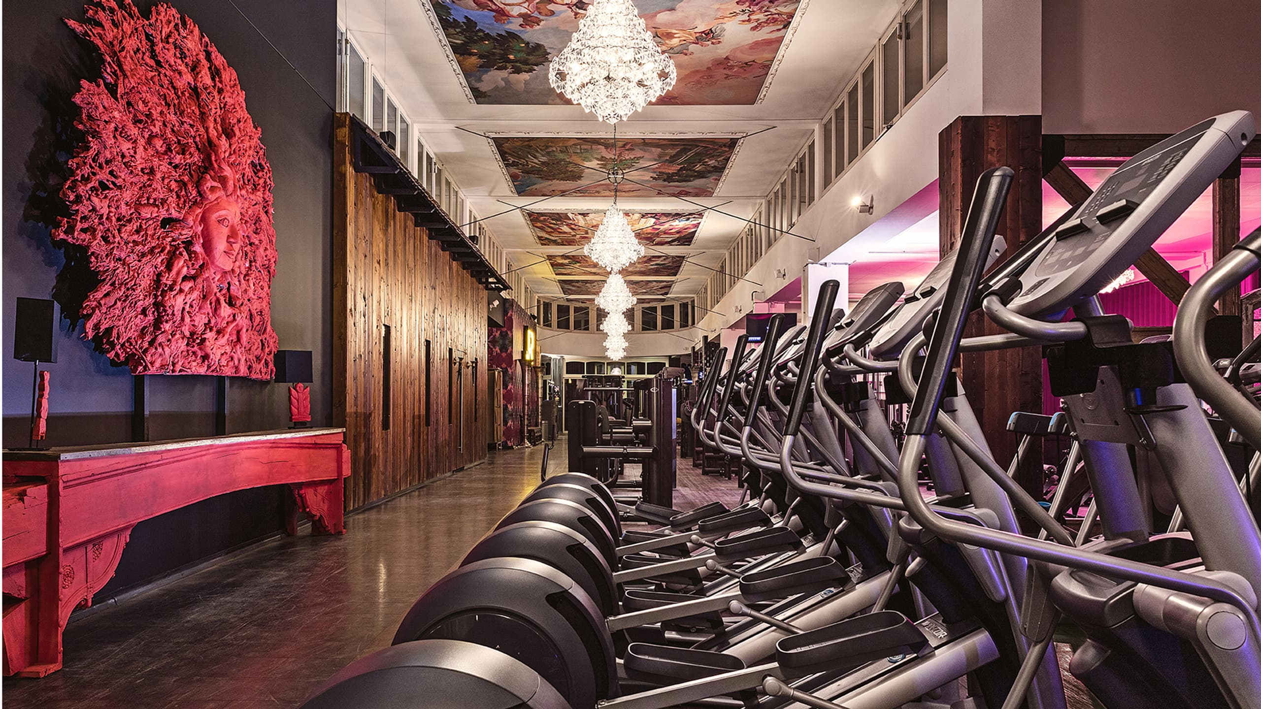 John Reed Fitness Fitnessstudio