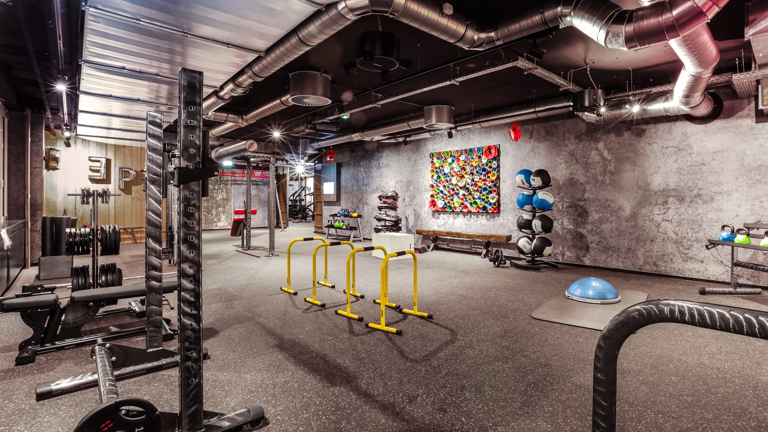 JOHN REED Fitness Düsseldorf Friedrichstadt