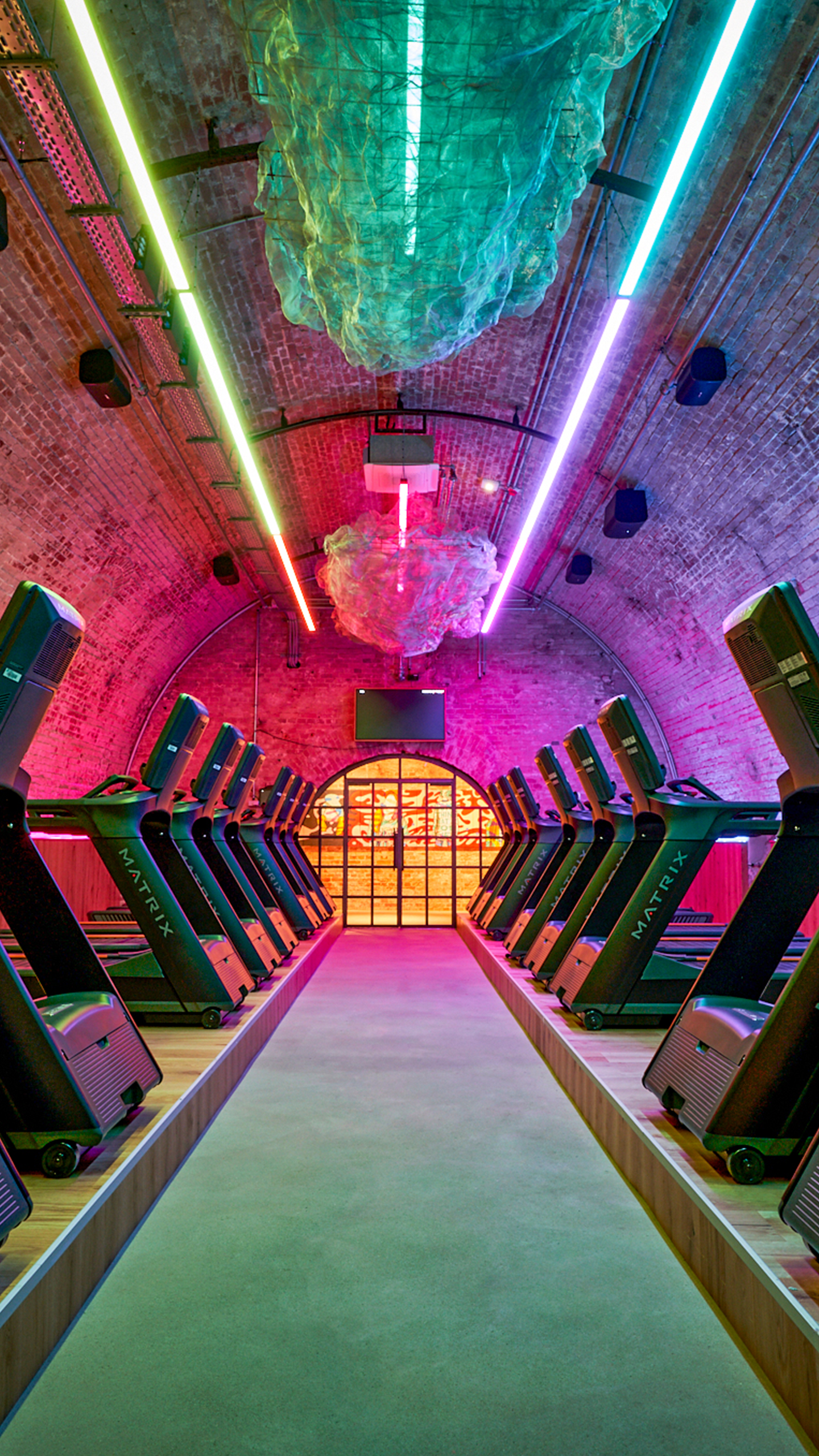 Fitnessstudio Berlin | 7 Standorte | JOHN REED Fitness, image size:1440x2560
