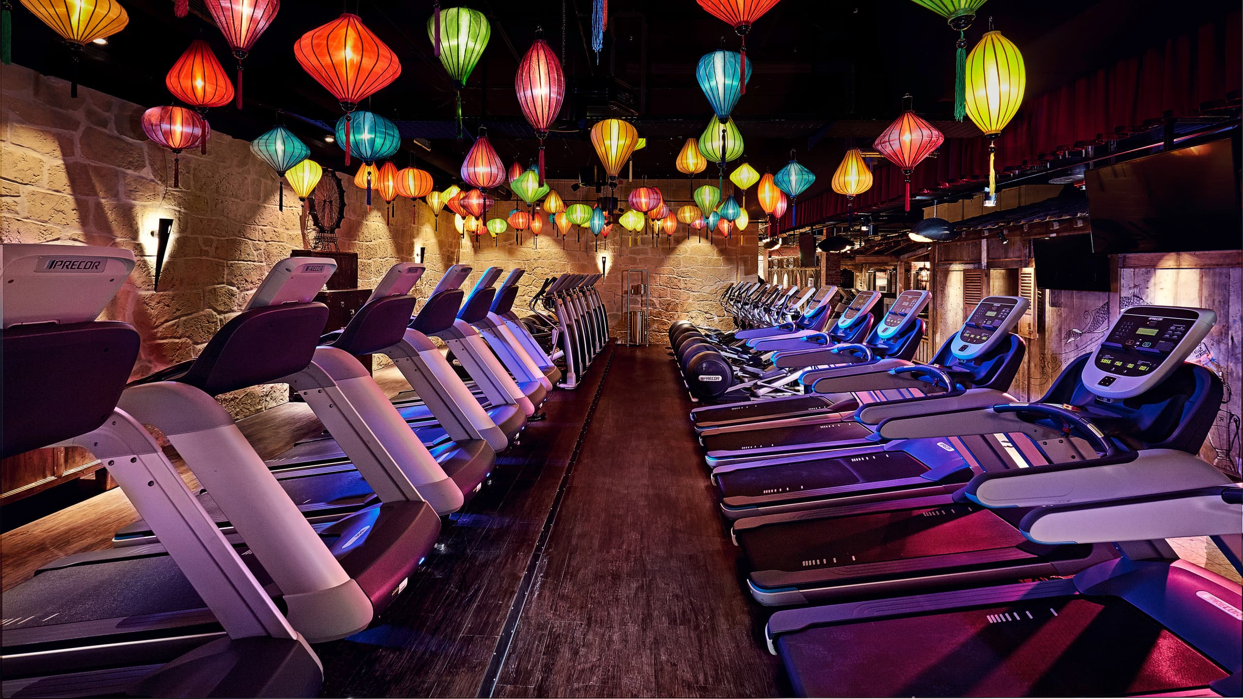 Fitnessstudio Berlin | 7 Standorte | JOHN REED Fitness, image size:2560x1440